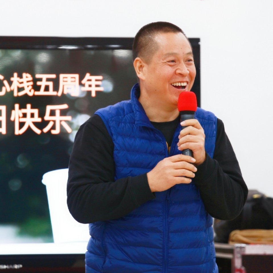 王建国（点订阅 不错过开团信息） 头像